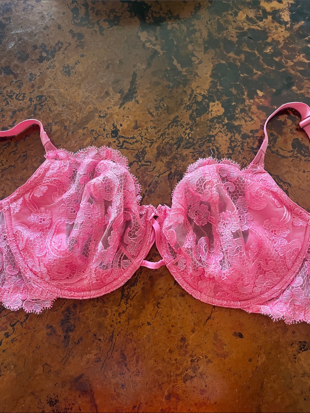Victoria's Secret Dream Angels Push-up Without Padding Bra